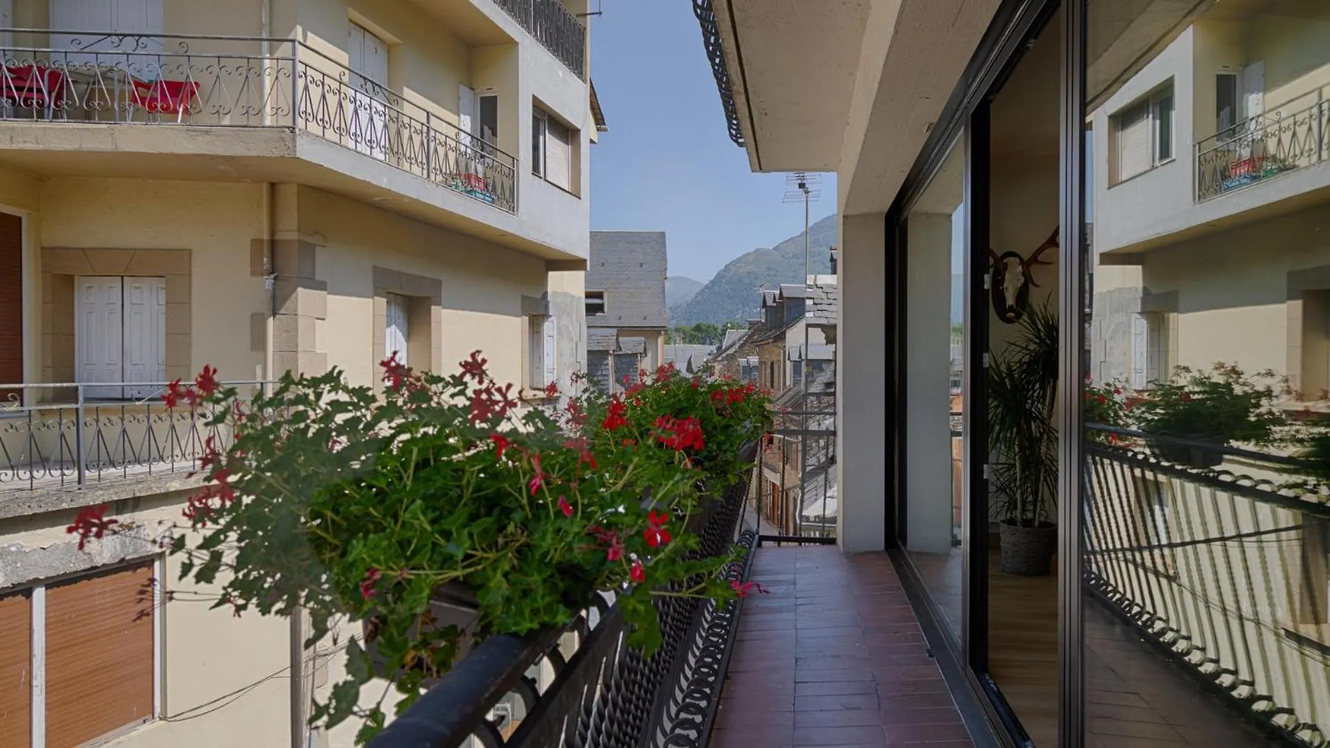 Casa Tino Apartment Les Spain